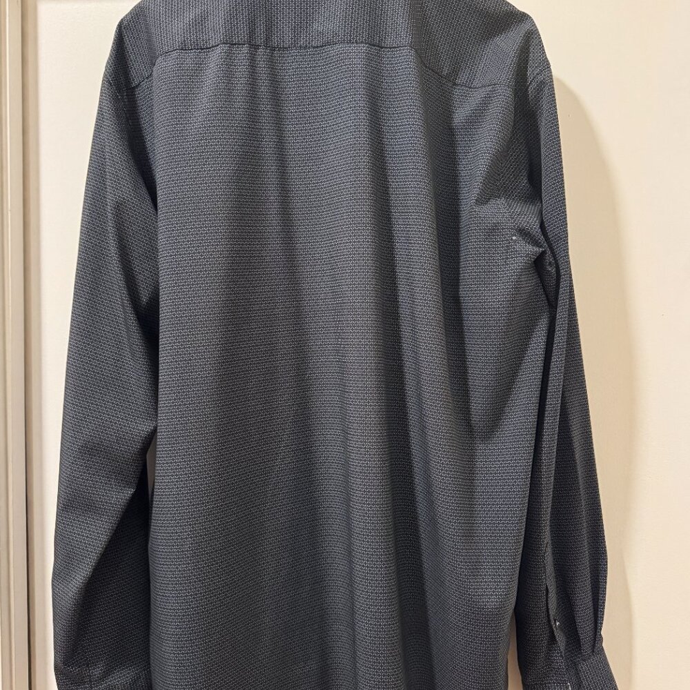 ACTION-friendly, Printed Dress Shirt with classy inner cuffs for a sexy look - Picture 5 of 7